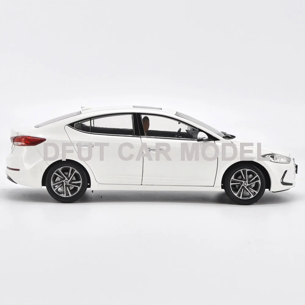 Масштаб 1:18 игрушечные автомобили Hyundai elantra из сплава модель автомобиля детские оригинальные авторизованные