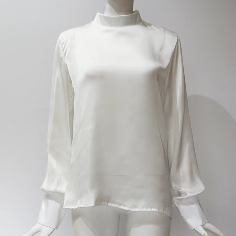 Женская офисная блузка белая однотонная с длинными рукавами-фонариками
