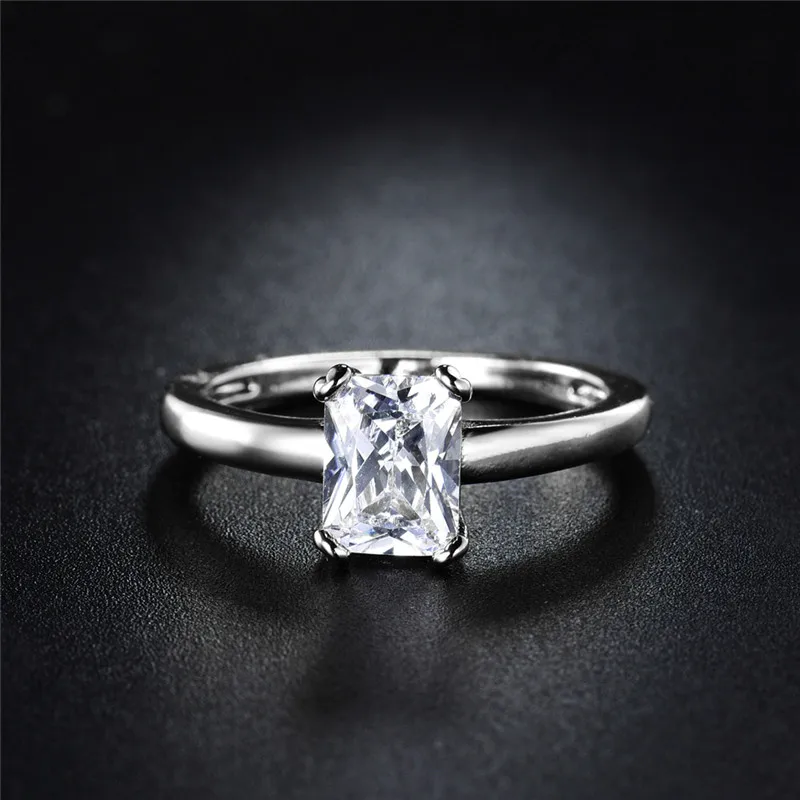 Женское кольцо с большим кристаллом GULICX белое золотое цирконием обручальное