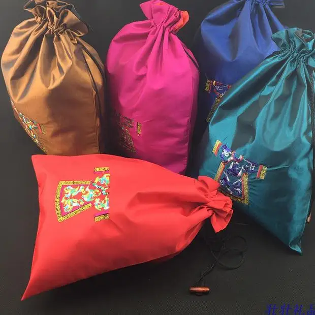 Оптовая продажа 15 шт китайский этнический стиль вышивка 37*27 хранение
