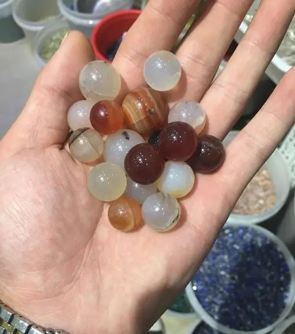 

100g natural agate, Danube stone gravel granules, crystal irregular beads DIY supplies stone fish tank supplies, garden supplies