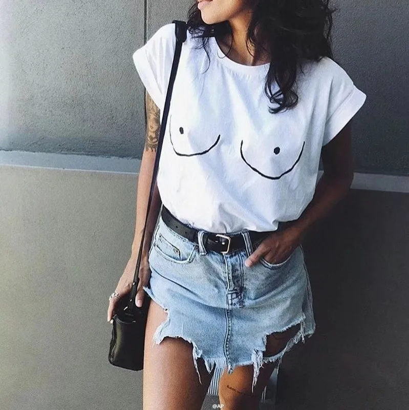 Летняя женская футболка с принтом сосков Бесплатная забавная рисунком груди