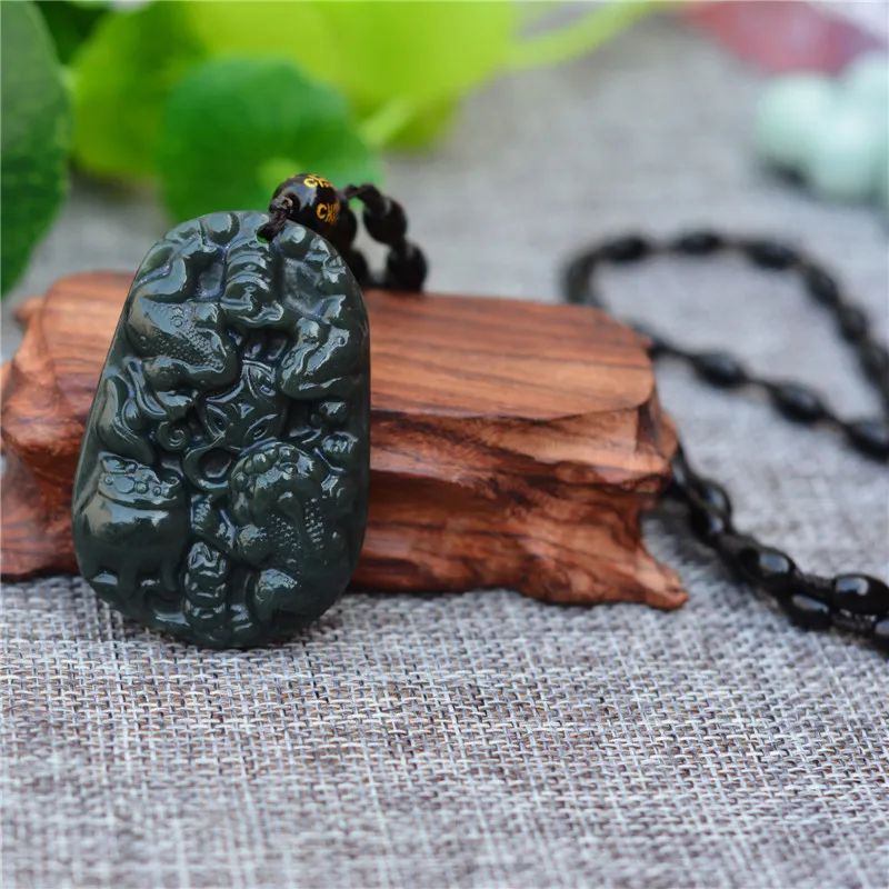 Темно зеленый натуральный кулон Hetian Jades с резьбой на жабе амулет для женщин и