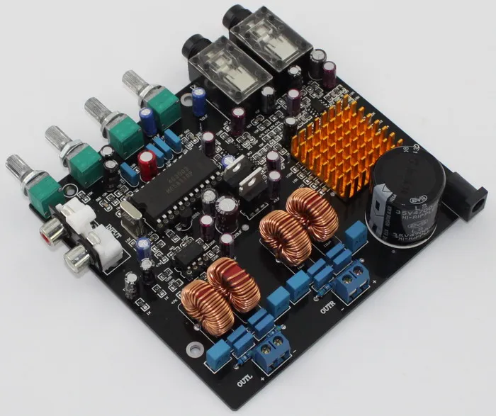 

DC24V 50W+50W TPA3116 + M65831 Class D 2.0 channel Digital amplifier board with Karaoke microphone input