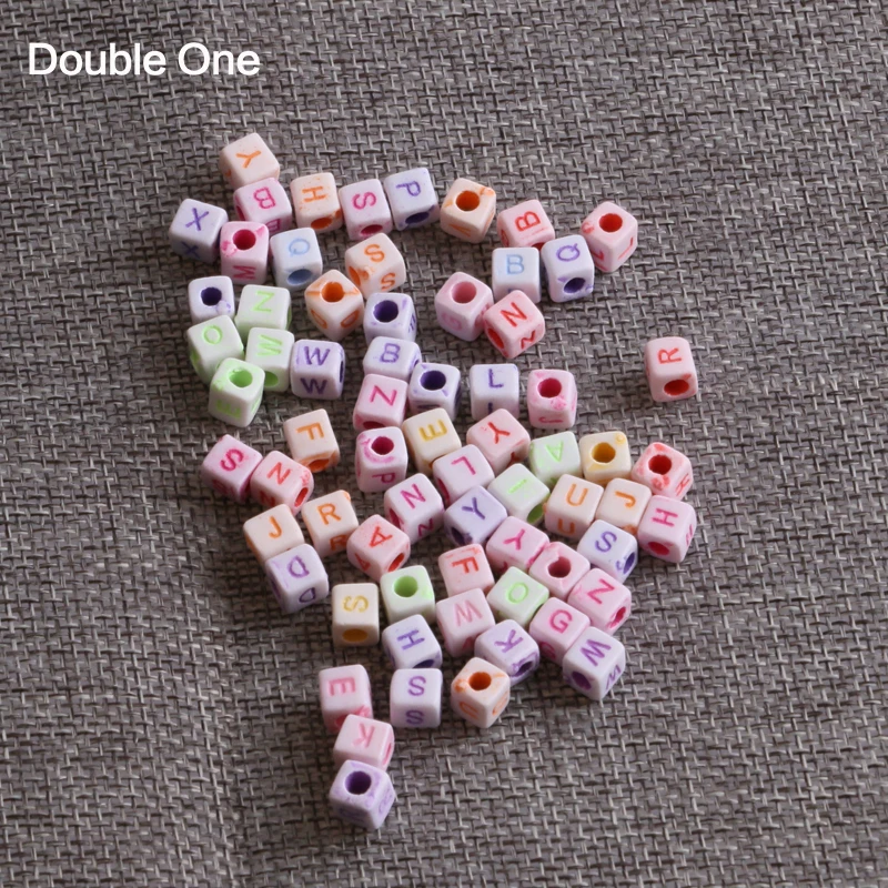 500 шт микс разноцветных акриловых пластиковых бусин с черными буквами/буквами
