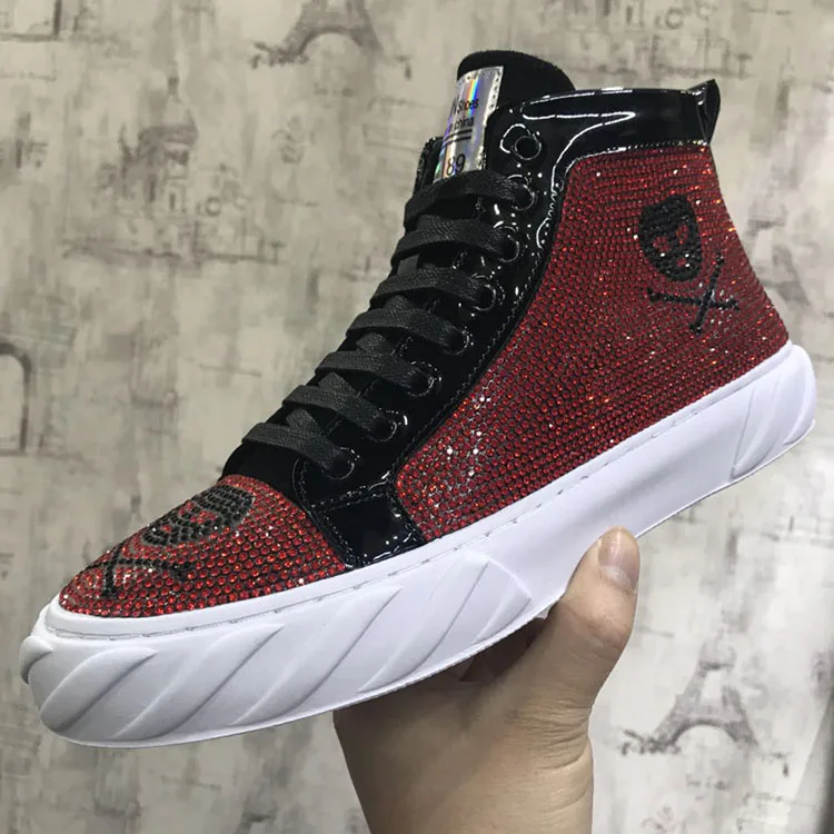 Новинка сезон весна осень повседневная обувь со стразами и шипами на шнуровке