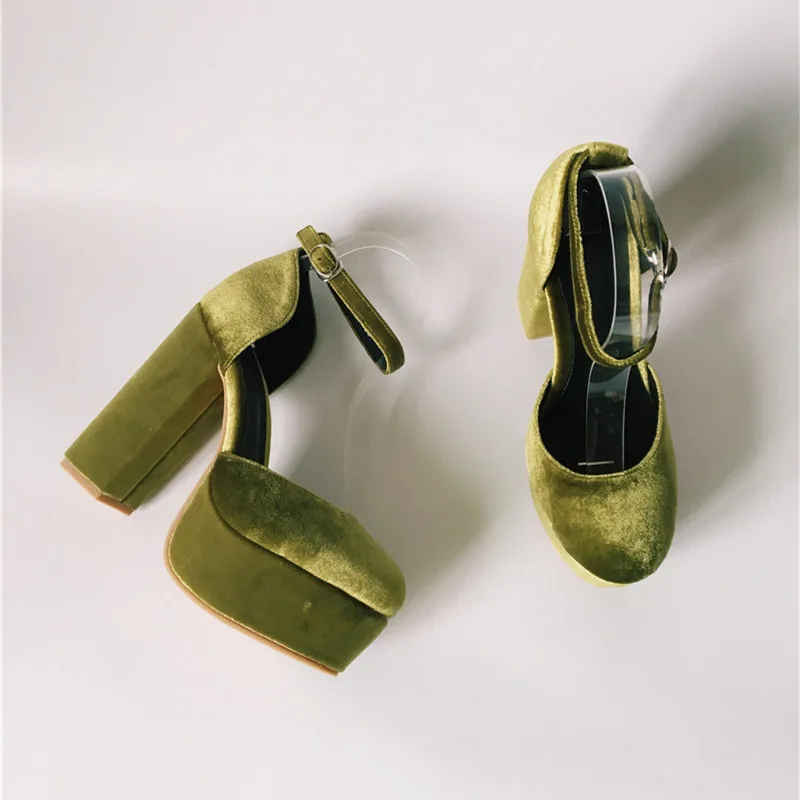 Туфли лодочки женские на платформе и высоком массивном каблуке 10 см|ankle strap