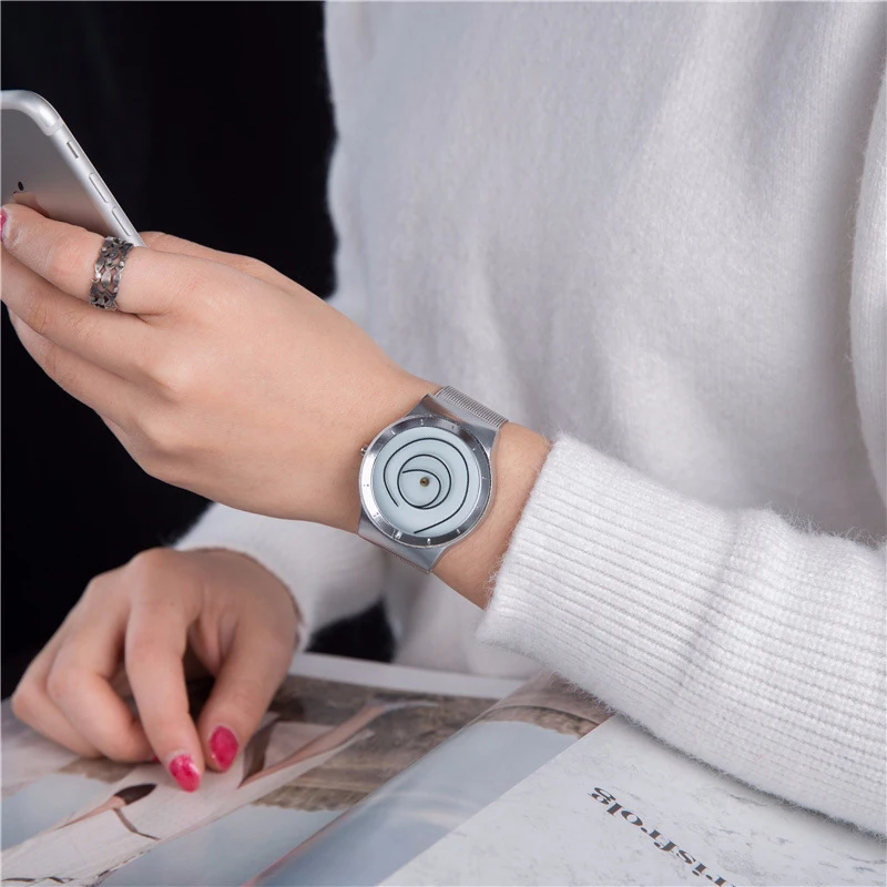 Новые часы 2019 женские Роскошные линии большой циферблат из нержавеющей стали