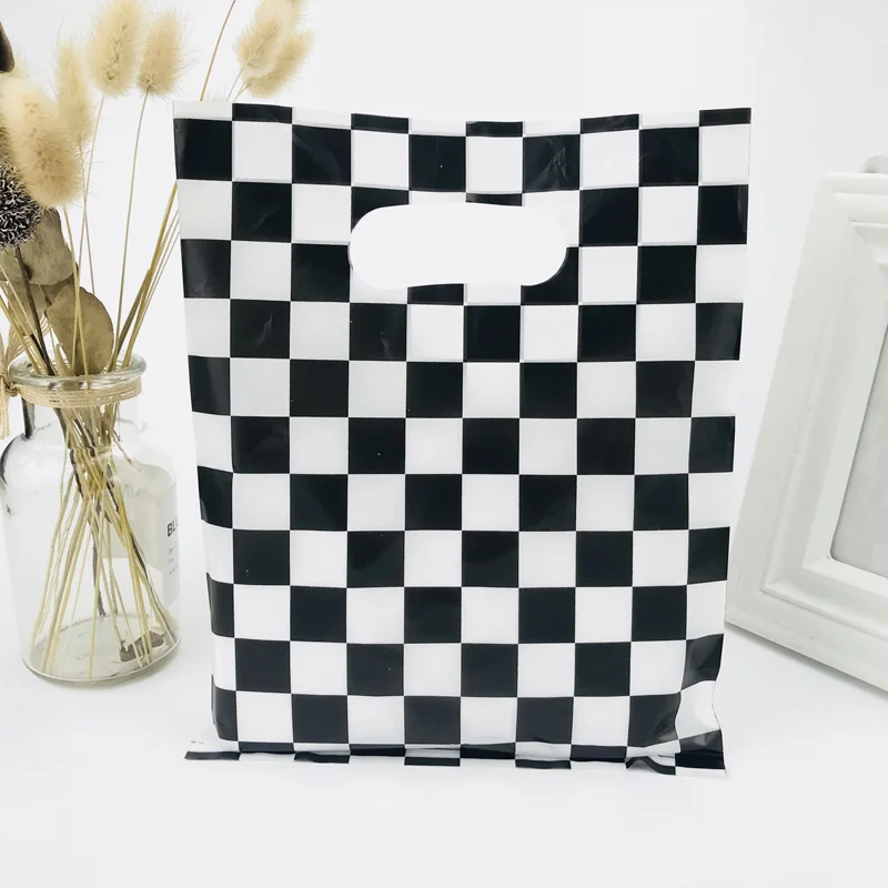 black white Square 25x35 20x25 15x20 см 10 шт. сумка для хранения одежды хозяйственные пластиковые сумки с ручками ювелирные изделия свадебный пластиковый мешочек для упаковки подарков - Цвет: black white Square