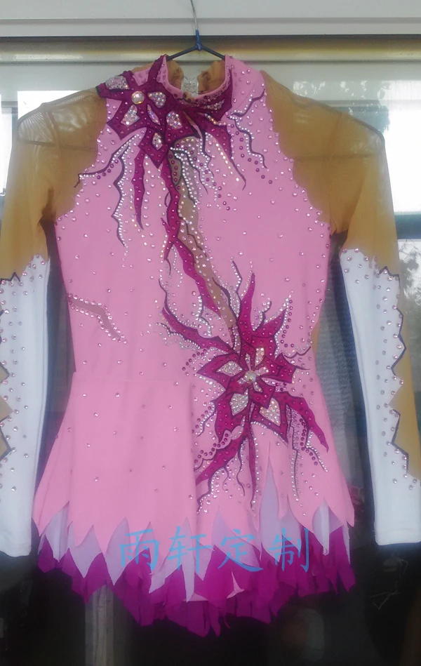 Хрустальное индивидуальное детское платье для гимнастических соревнований