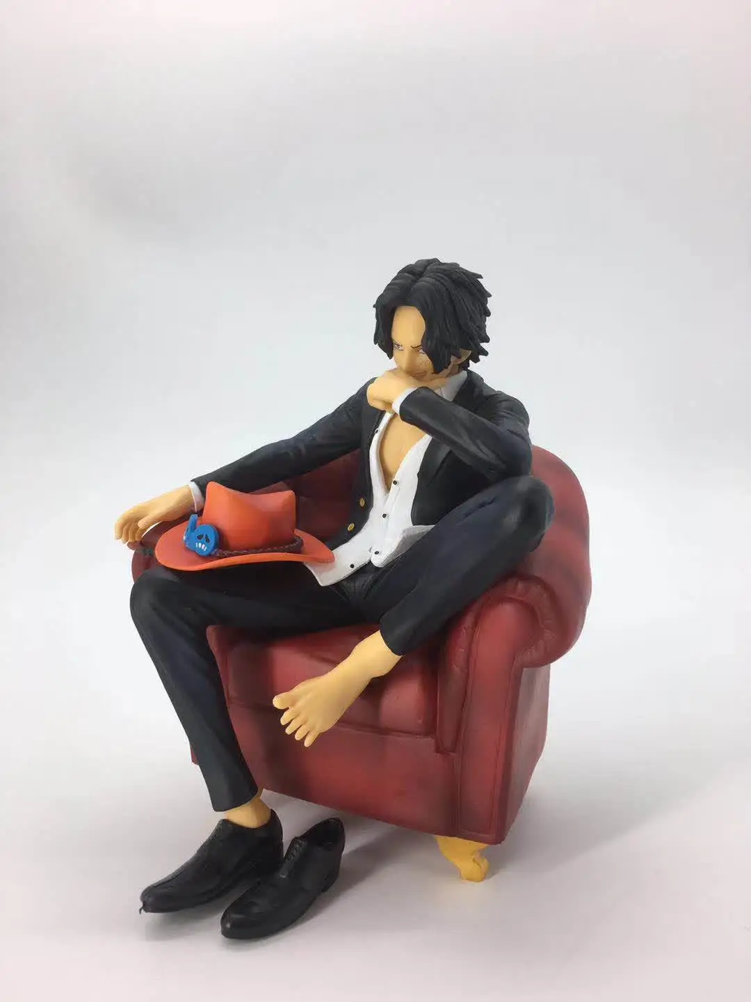 Аниме One Piece фигурку Ace поп SOC диван костюм сидя куклы украшения ПВХ Коллекционная