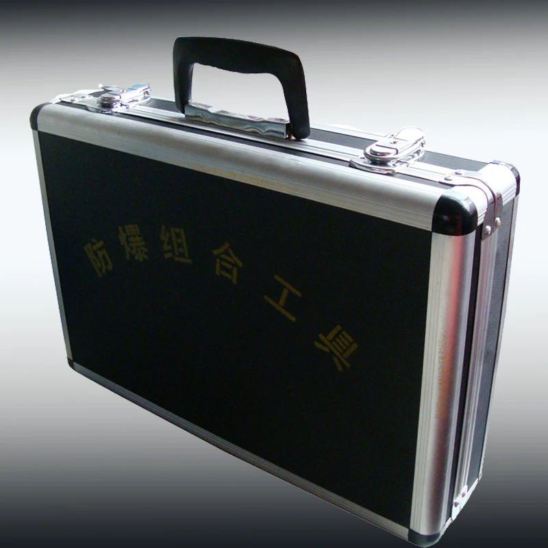 Набор инструментов для бензоколонки взрывозащищенный из алюминиевой и