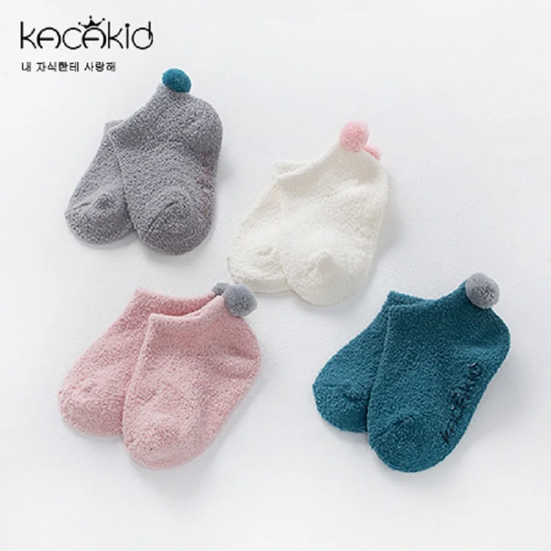 Kacakid/новые детские зимние носки мягкие бархатные толстые носки кораллового цвета для мальчиков и девочек Детские Носки ярких цветов Нескользящие носки для сна