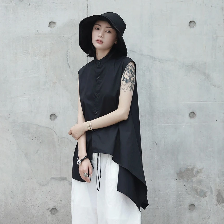 Женская блузка без рукавов с воротником-стойкой | одежда