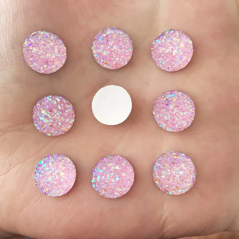 Круглые пуговицы из минеральной смолы с плоской задней поверхностью размером 12