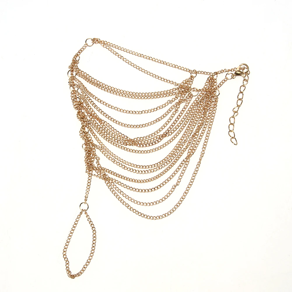 Женская обувь в уличном стиле полностью подходящая к любой одежде золотистого