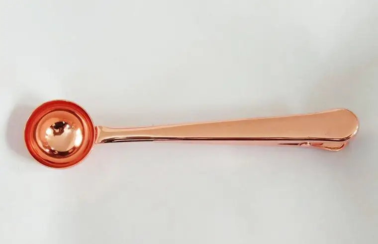 

100pcs/lot Luxury Rose Gold Stainless Steel Coffee Measuring Scoop With Bag Clip Sealing Tea Measure Spoon Kitchen Tool lin4472