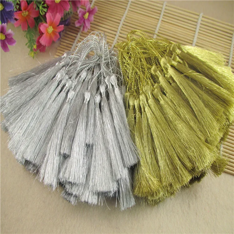 

20pcs/lot 80mm Gold/Silver Color Silk Tassel Cord Handmade Rayon Thread Tassels Charms for DIY Jewelry Making Findings Materials