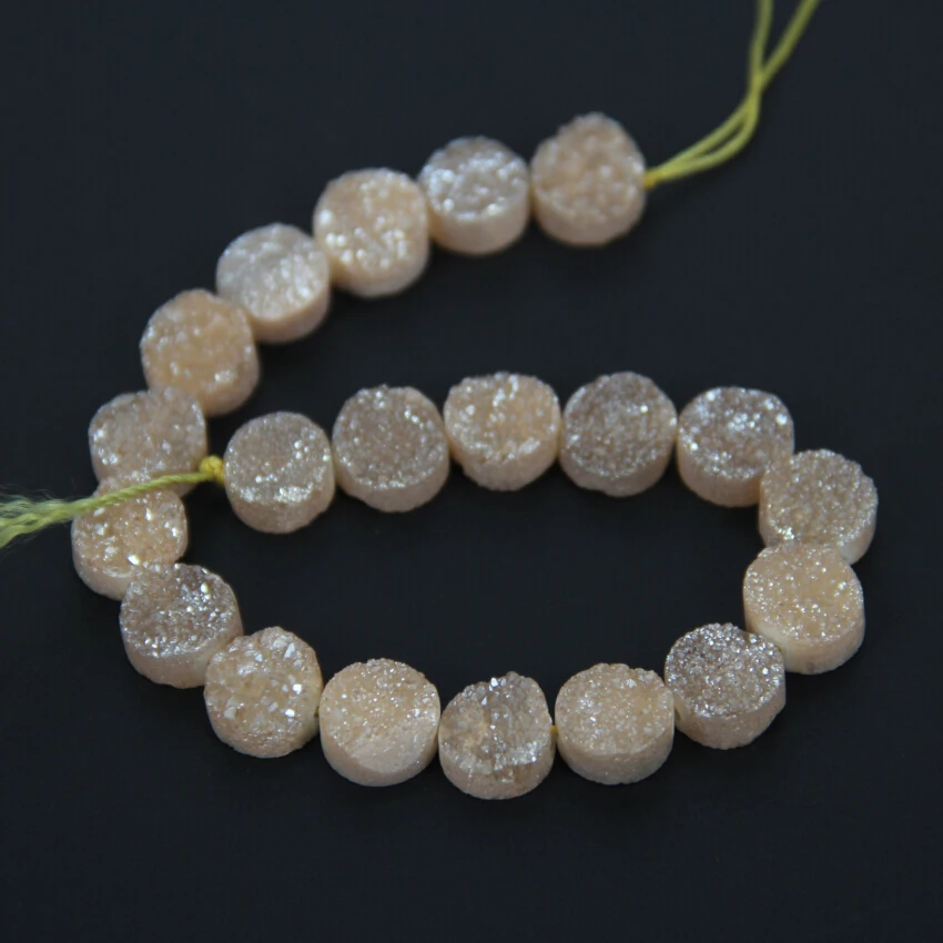 20 шт. нитка натуральная Шампанская титановая Друза плоские круглые бусины