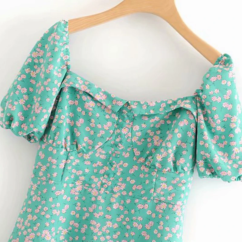 Женское винтажное мини платье в стиле бохо зеленое с коротким рукавом и