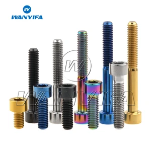 Болты титановые 