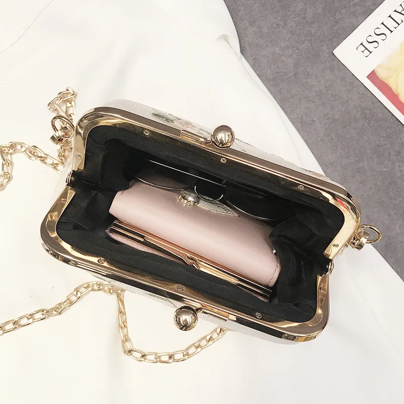 Винтажная миниатюрная дамская сумочка Petrichor маленький мессенджер на длинной