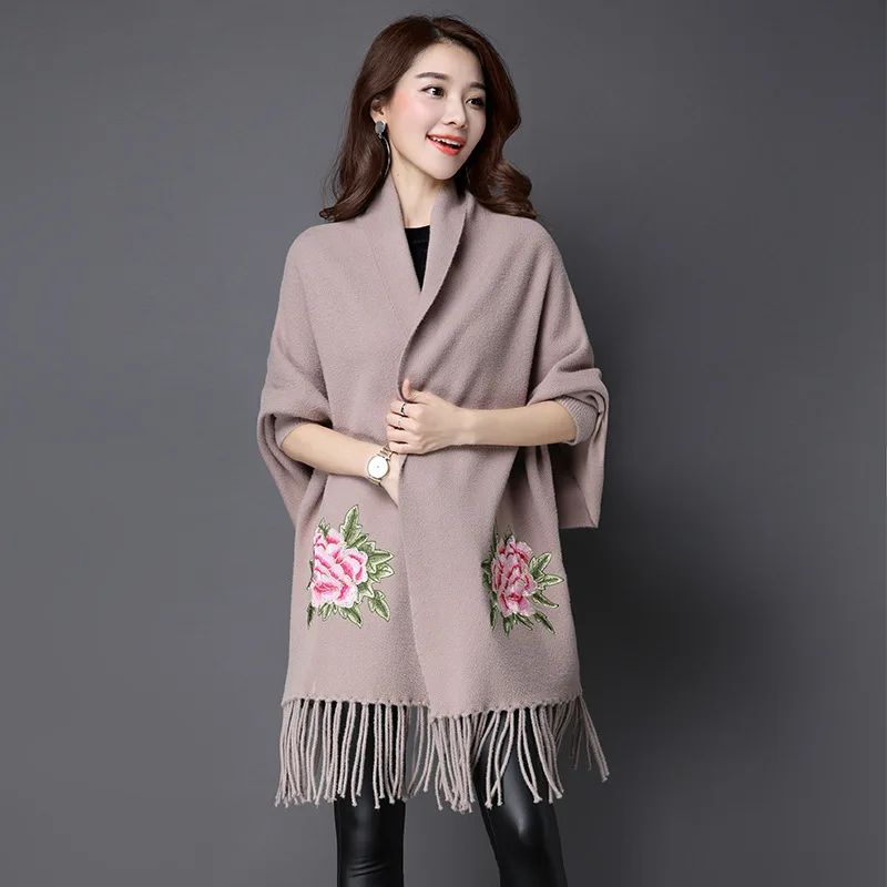 

Women Fake Cashmere Long Sleeves Poncho Cardigan Bridal Wedding Shawl Cape 2018 Winter Lady Embroidered Vest Floral Coat