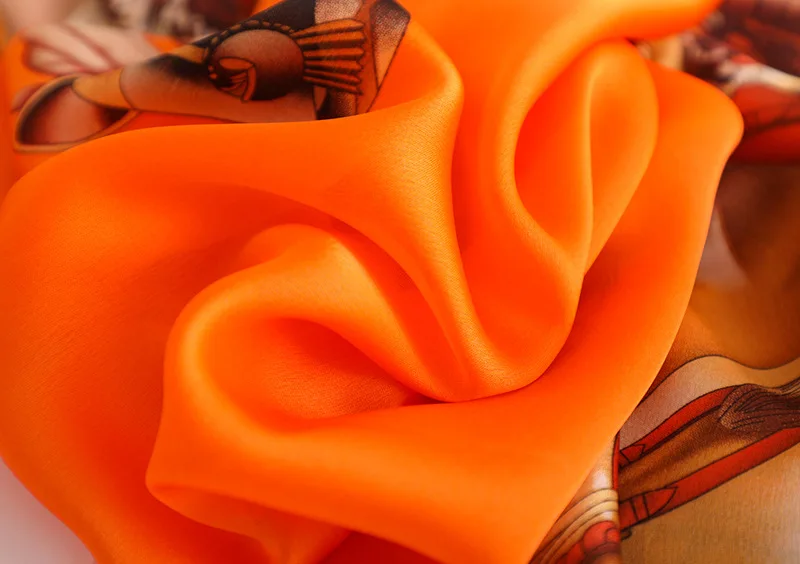 New Lady Silk Scarf Women Fashion Print Flower Scarf Beach Scarves Women Silk Shawls Retro Wraps and Scarves Hijabs