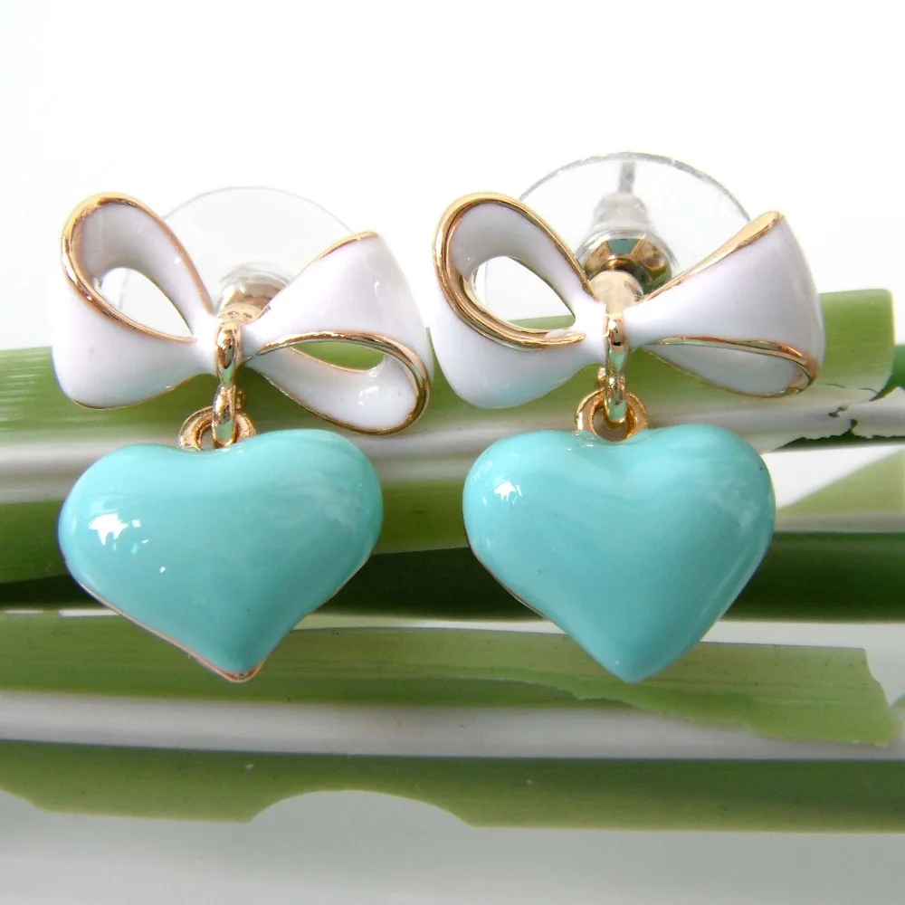 Серьги гвоздики в форме сердца Navachi белые синие эмалевые желтые опт бесплатная