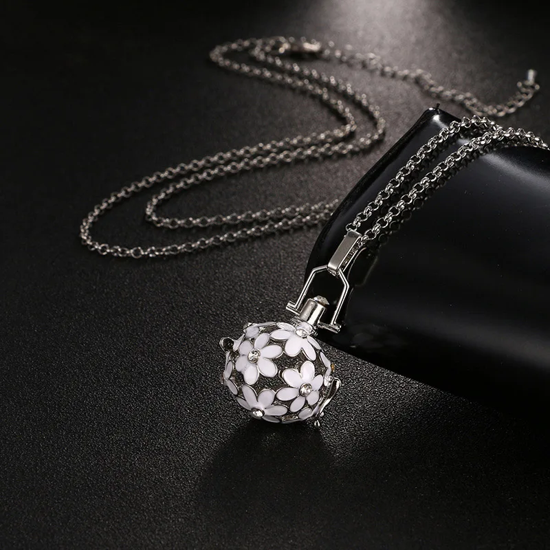 1Pcs New Mexico Chime Hollow Zircon Vintage Necklace Jewelry Music Ball Essential Oil Pregnancy Necklace Summer Romantic Accessories - Окраска металла: 1Pcs