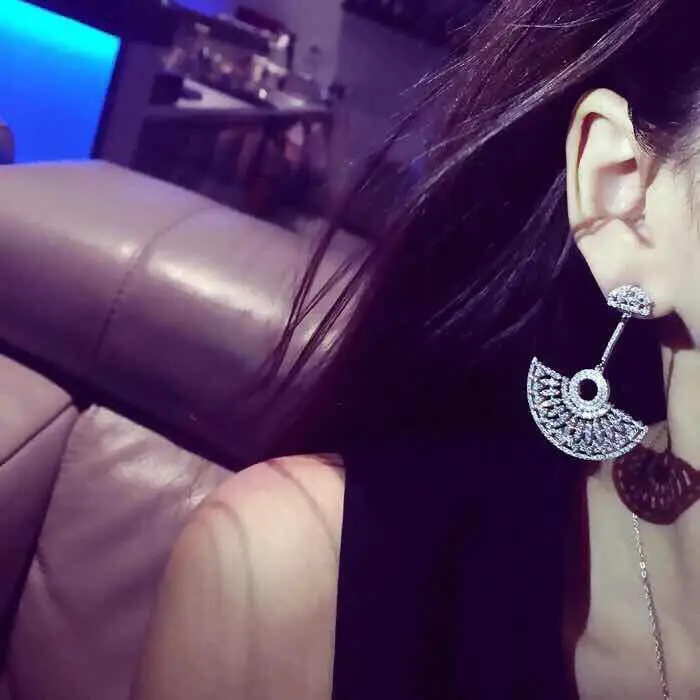 Новое Прибытие Мода Exaggerate Мотаться Серьги Для Женщин Белый Позолоченный