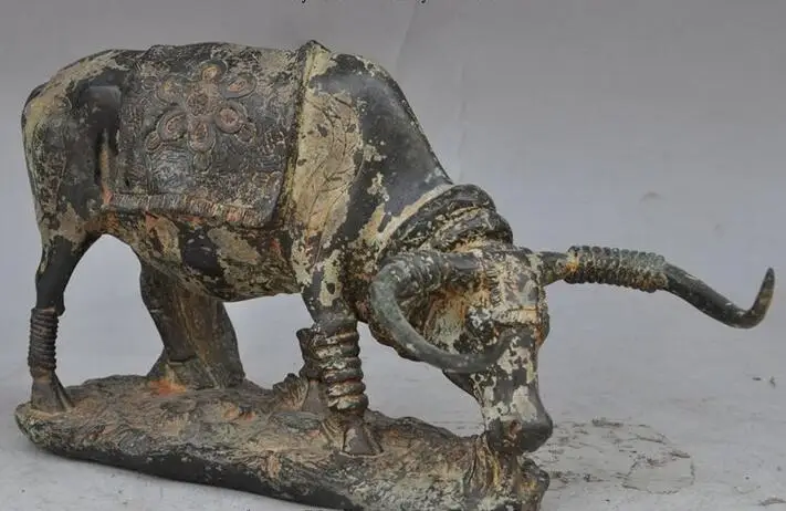 Старая китайская Бронзовая фэншуй животный бык плуг скот скальпер статуя выпаса