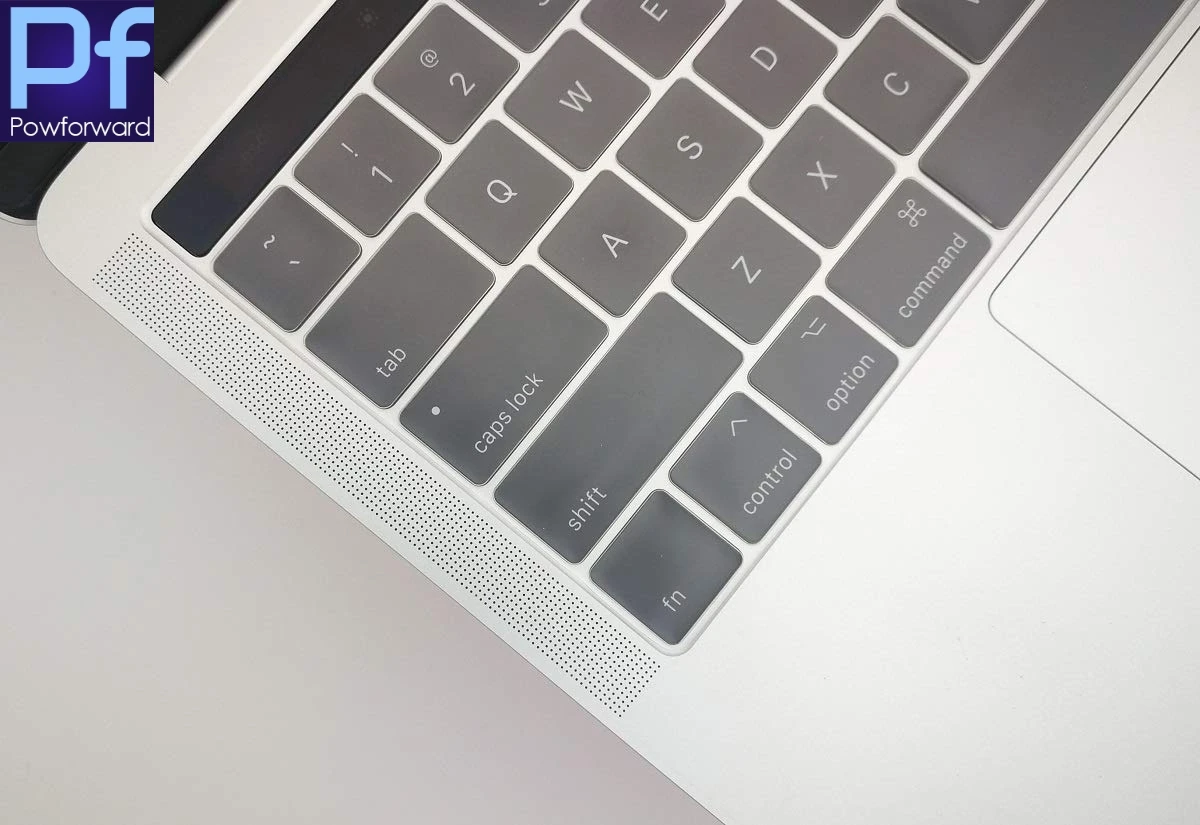 Силиконовый защитный чехол для клавиатуры MacBook Pro с сенсорной панелью 13 дюймов и 15