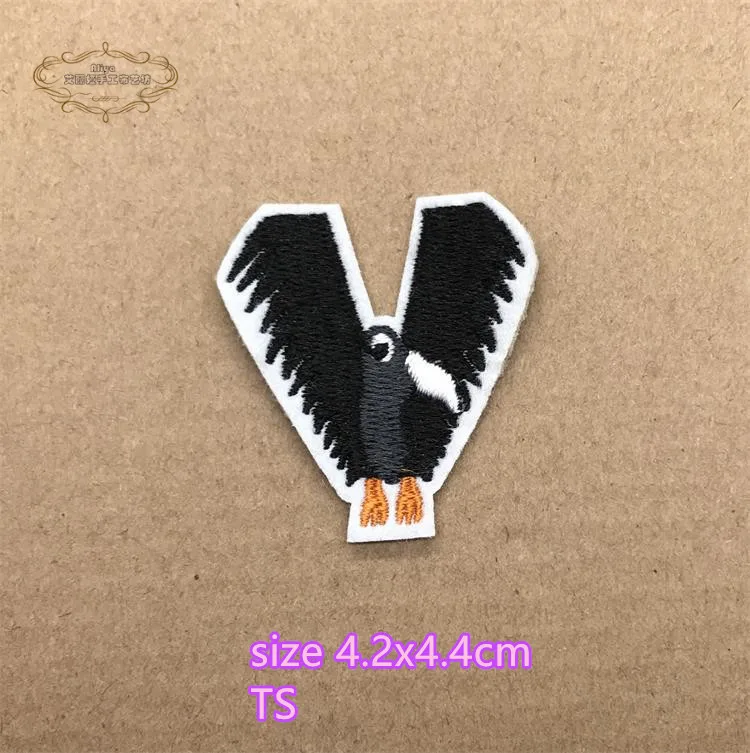 1 шт. вышитые буквы алфавита термоклейкие Мультяшные нашивки значки тканевые