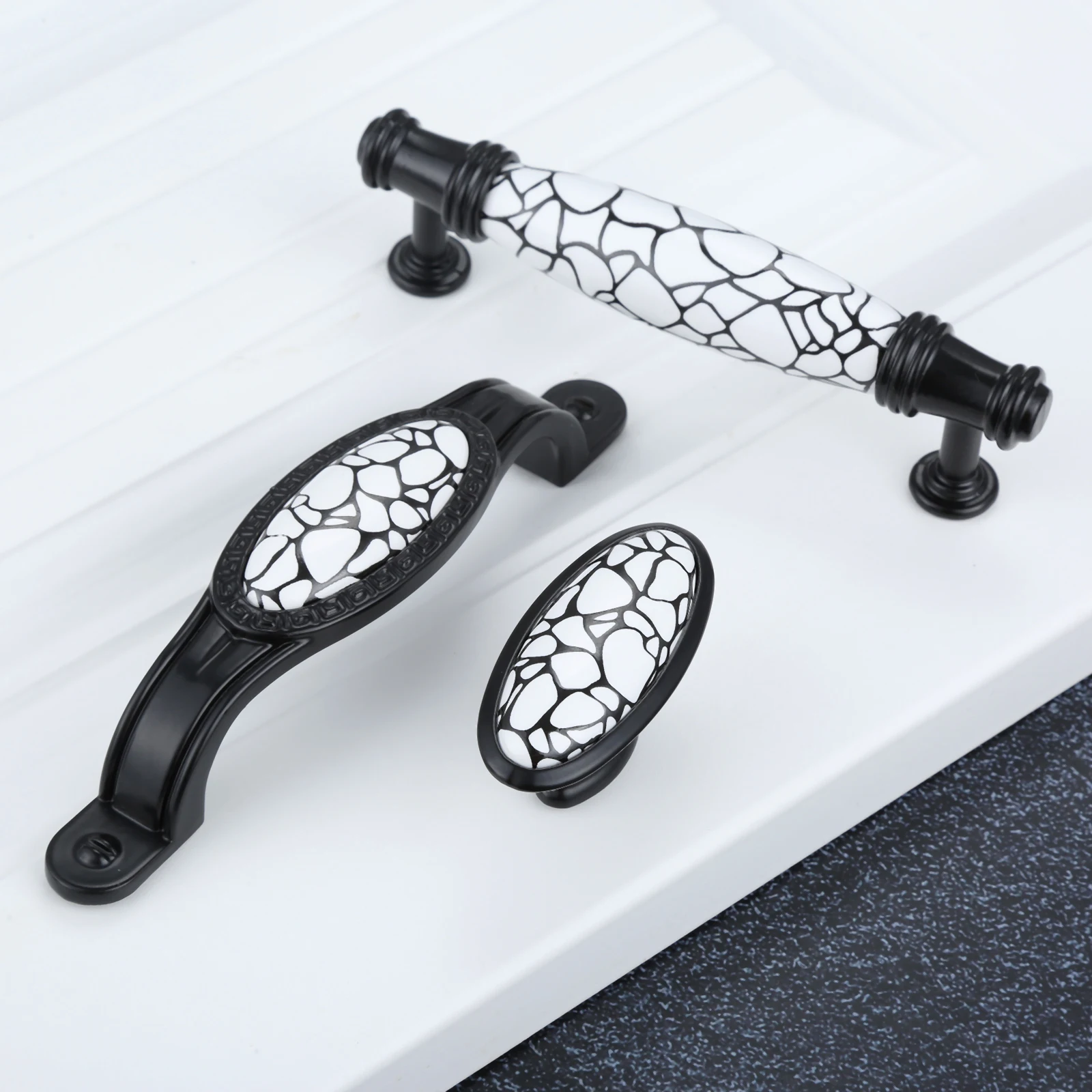 Черно белые керамические ручки для дверей кухонного шкафа и мебели в стиле