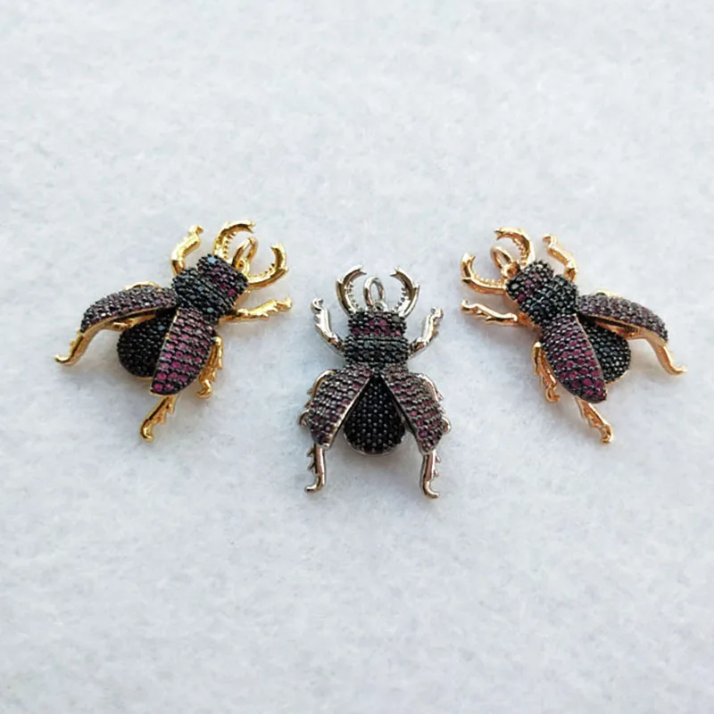 

6 шт. смешанные цвета микро проложить Бургундия CZ Циркон Lucanidae кулон в виде Насекомого для женщин ювелирных изделий DIY ожерелье делая PD903