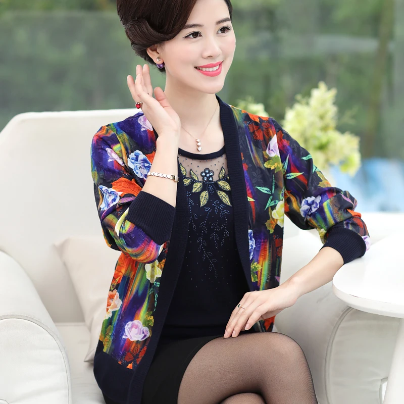 Женский свитер среднего возраста комплект из двух предметов кружевной кардиган