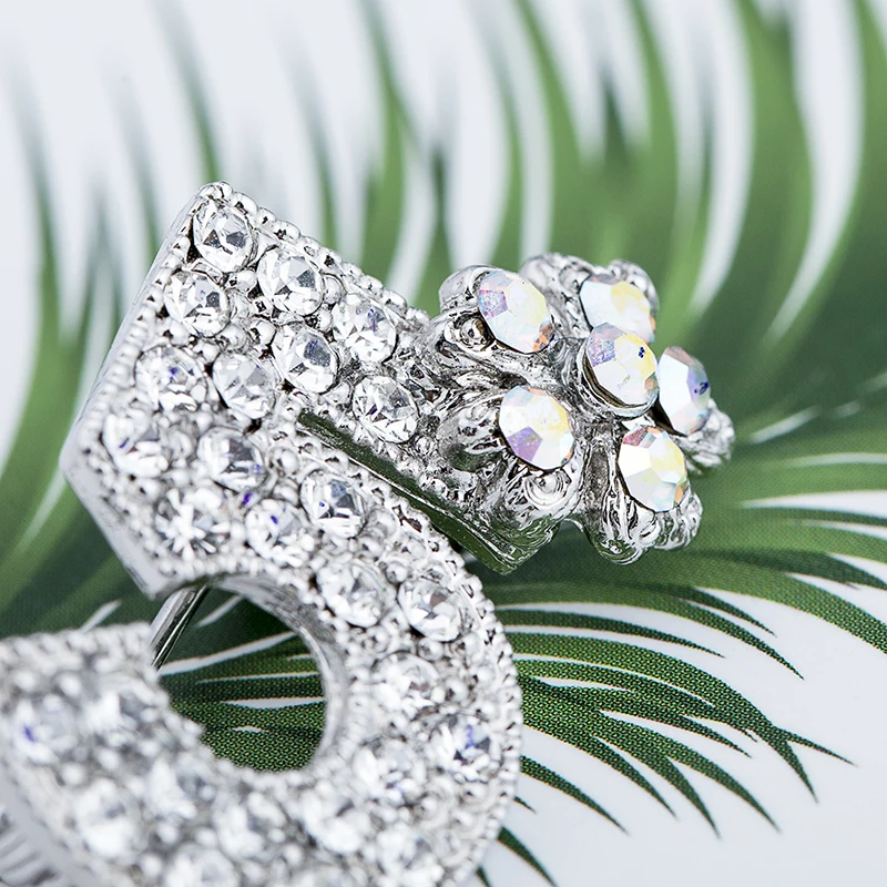 Шанель коллекция air кулон. Украшения какое число. Какие украшения нравятся маракастук. Тесты ювелирные. Тест выбери украшение.