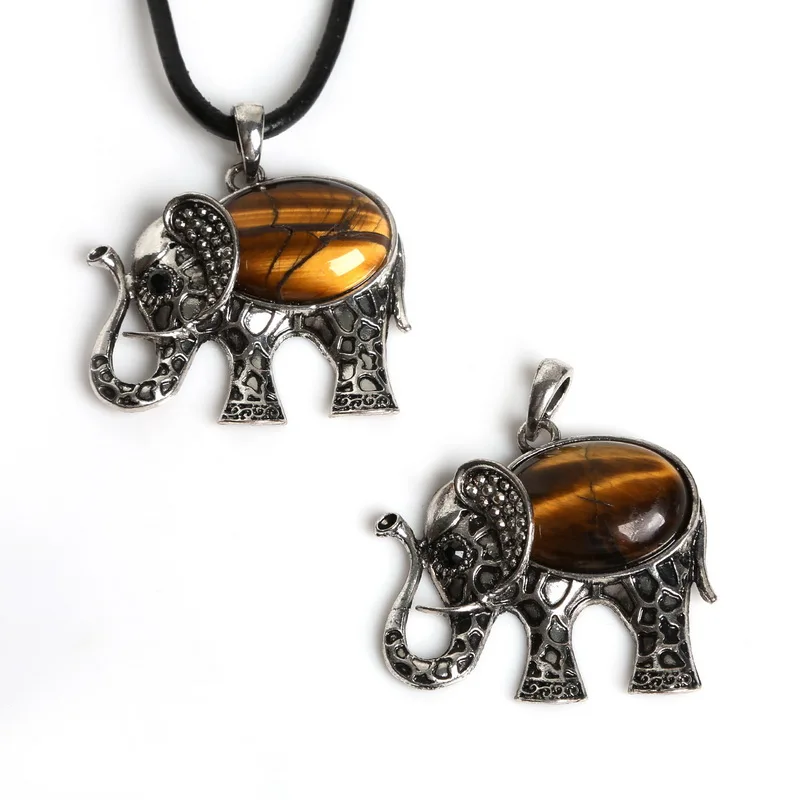 Ожерелье в виде слона с камнем винтажное покрытое античным серебром 44x48 мм 1 шт.