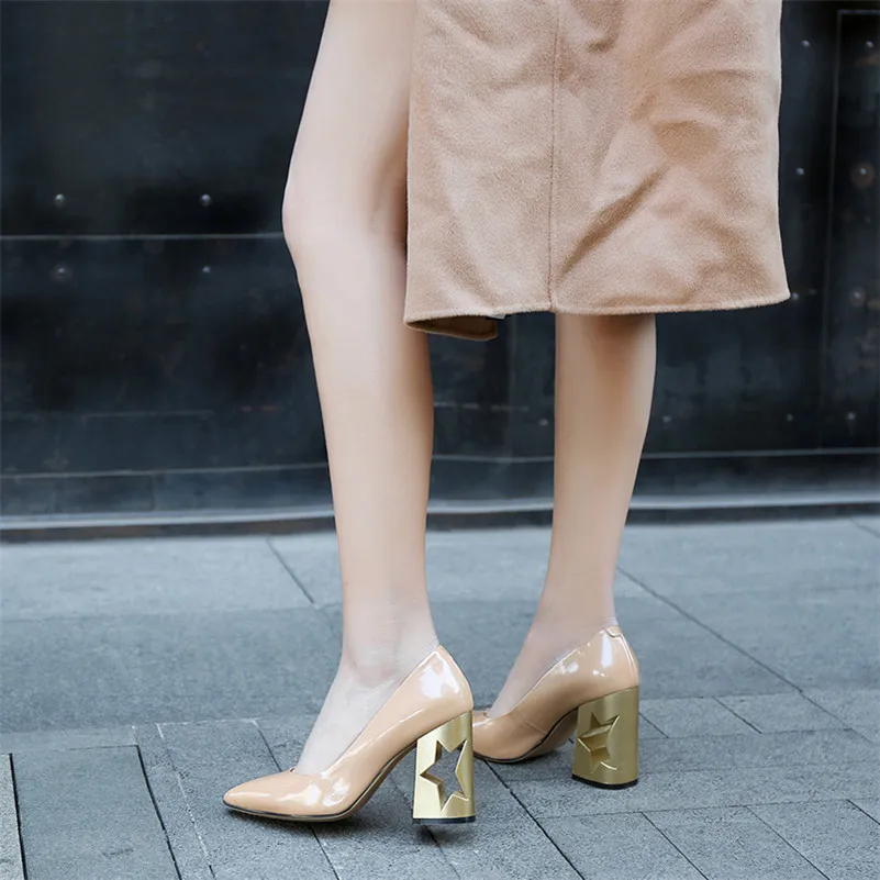 Женские туфли-лодочки FEDONAS с острым носком на высоком каблуке 9 5 см резным узором