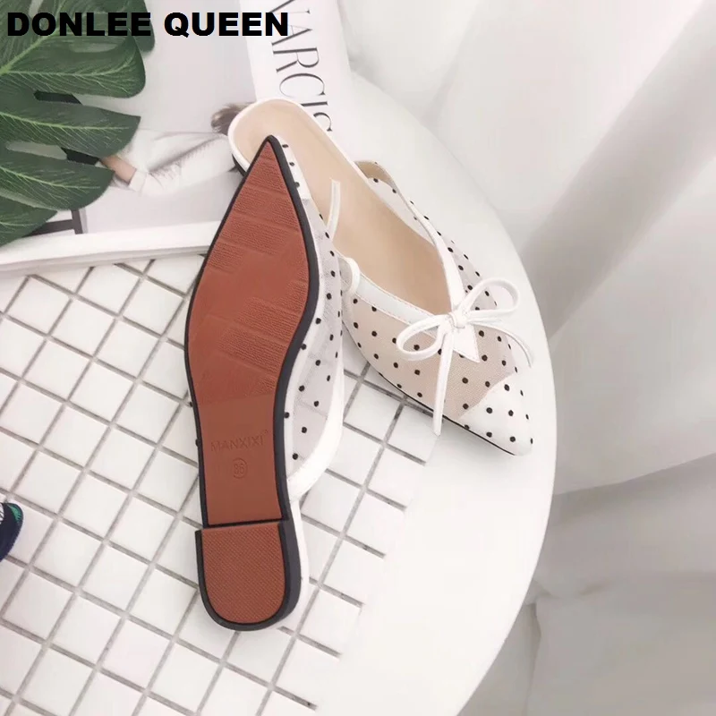 Женские шлепанцы на плоской подошве DONLEE QUEEN кружевные с острым носком в горошек