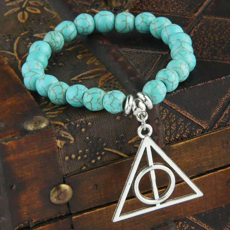 Браслет-талисман с бусинами и натуральным камнем | Украшения аксессуары