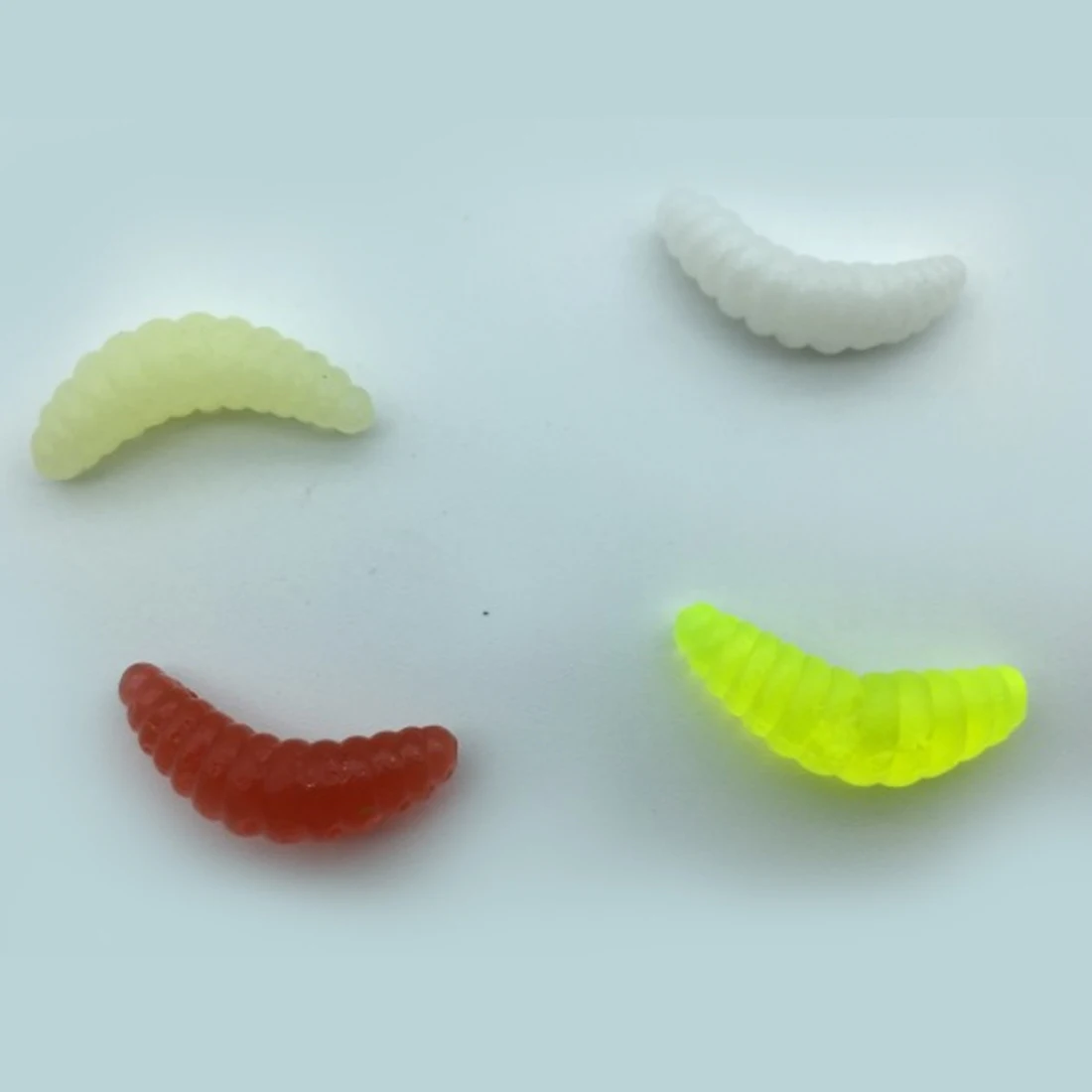 

Carp Fishing Glow Shrimps Fishing Lures 50PCS 2cm 0.3g maggot Soft Lure Baits smell Worms