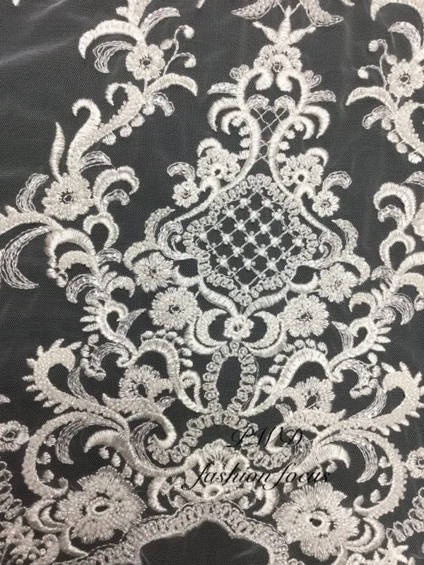 Необычная белая вышитая бисером французская чистая кружевная ткань L1431 для