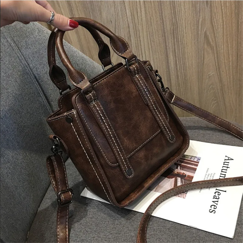 Ветряная сумка в стиле ретро женская новая мессенджер маленькая Корейском