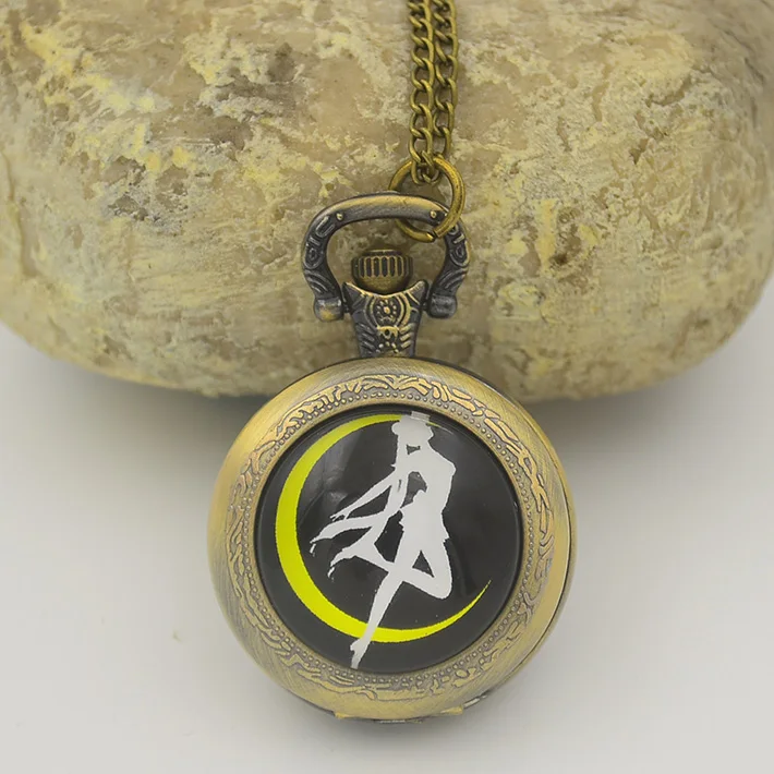 

Wholesale Luxury Fashion Sailor Moon Anime Cartoons Quartz Pocket Watch Analog Pendant Necklace Girl Womens FOB Watches Black