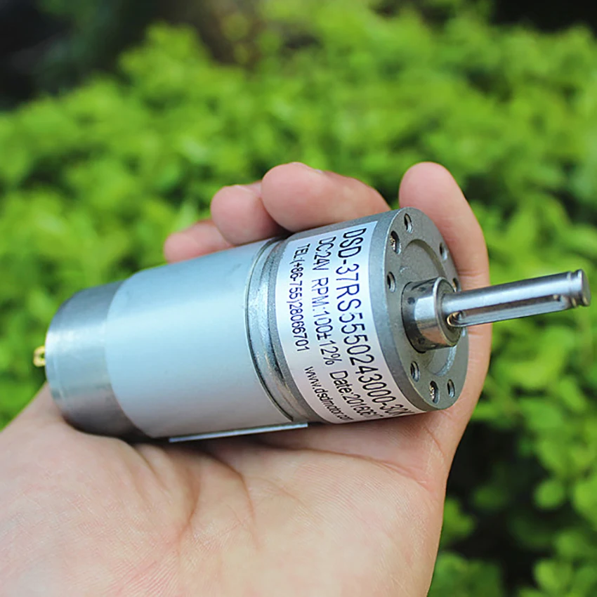 

1 PCS 550 Gear Motor DC 12V-24V 50-100RPM Electric Micro Speed Reduction Geared Motor Output Shaft 6mm Diameter Metal Gearbox