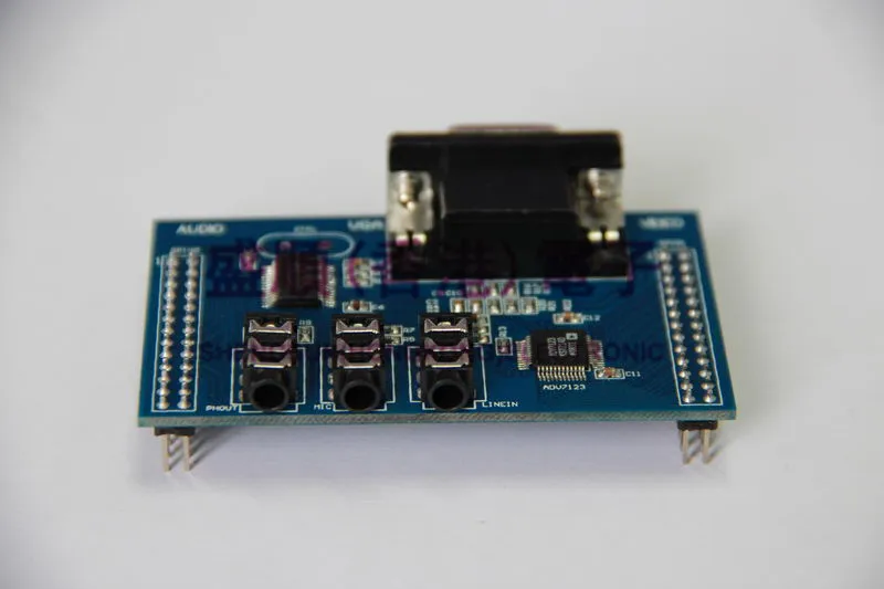 WM8731 TLV320AIC23 ADV7123 цифровой аудио VGA дисплей модуль|module|module displaymodule audio |