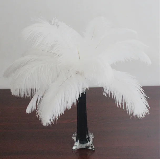 

100 PCS / batch of beautiful white ostrich feathers 40-45 cm / 16 to 18 inches feather assembly center of wedding focus