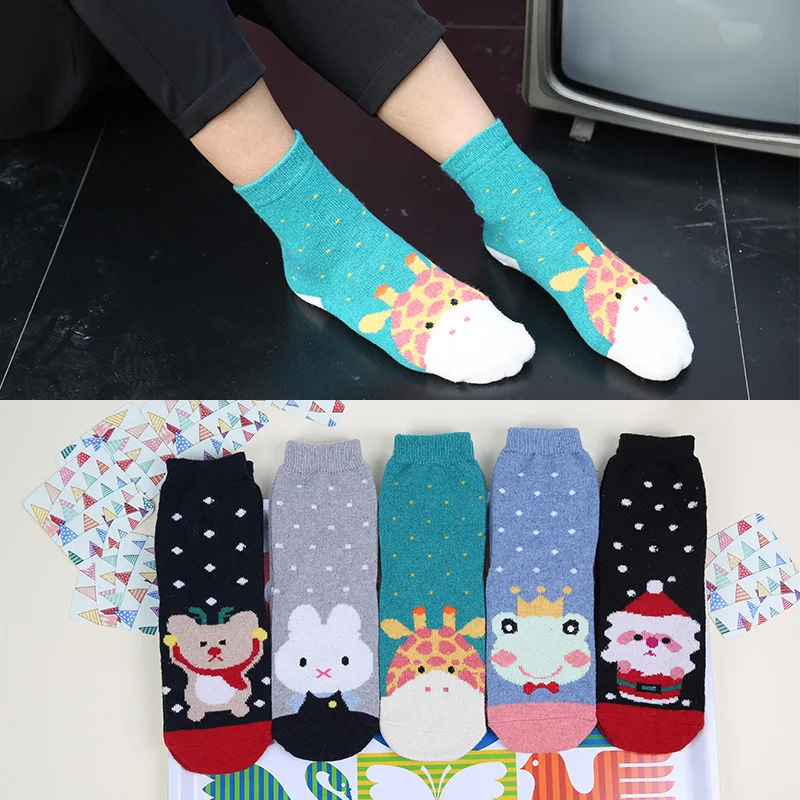 Casual Cartoon Print Women Socks Warm winter female Funny Happy Art Cute cartoon animals Pattern Cotton Sox 2017 new listing | Женская
